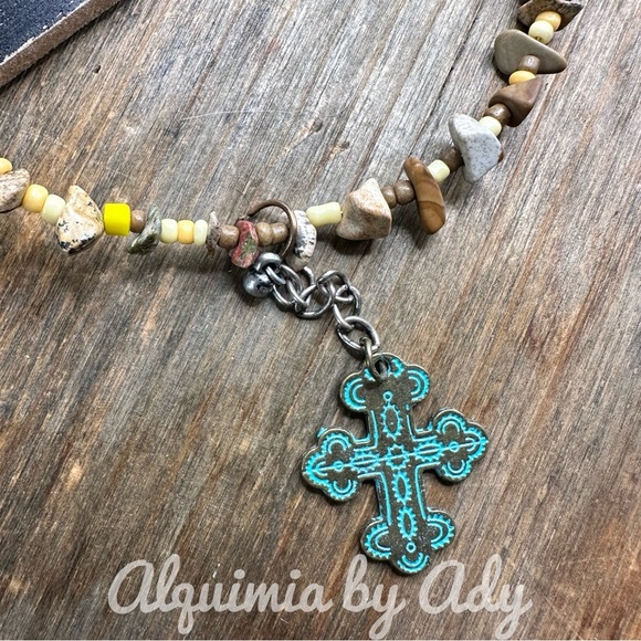 Alquimia Beaded Necklace with Cross Pendant - Brown and Yellow - Picture 8 of 9